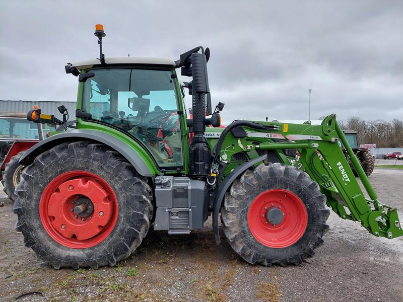 Tractors  Fendt 516 S4 Photo